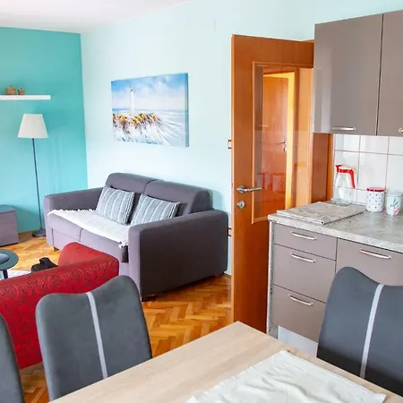Neda Apartament Kampor