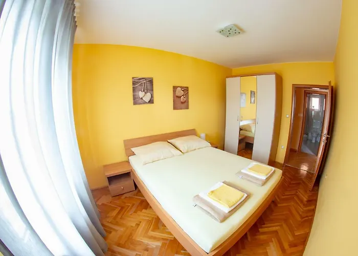 Neda Appartement *